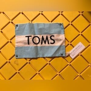 Toms duster bag
